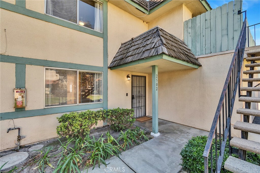 Property Photo:  2502 Bryn Mawr Lane  CA 92507 