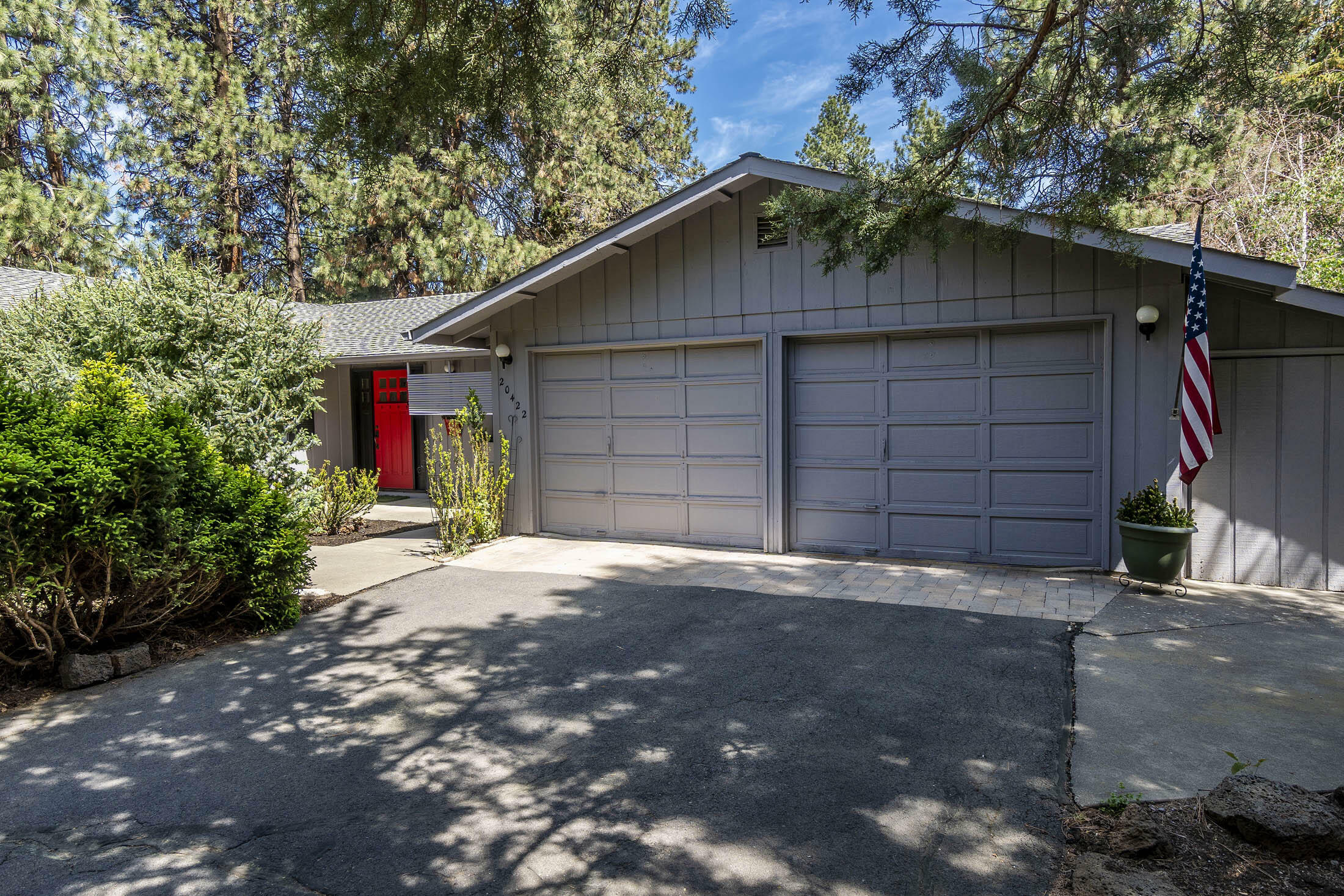 Property Photo:  20422 Bullblock Road  OR 97702 