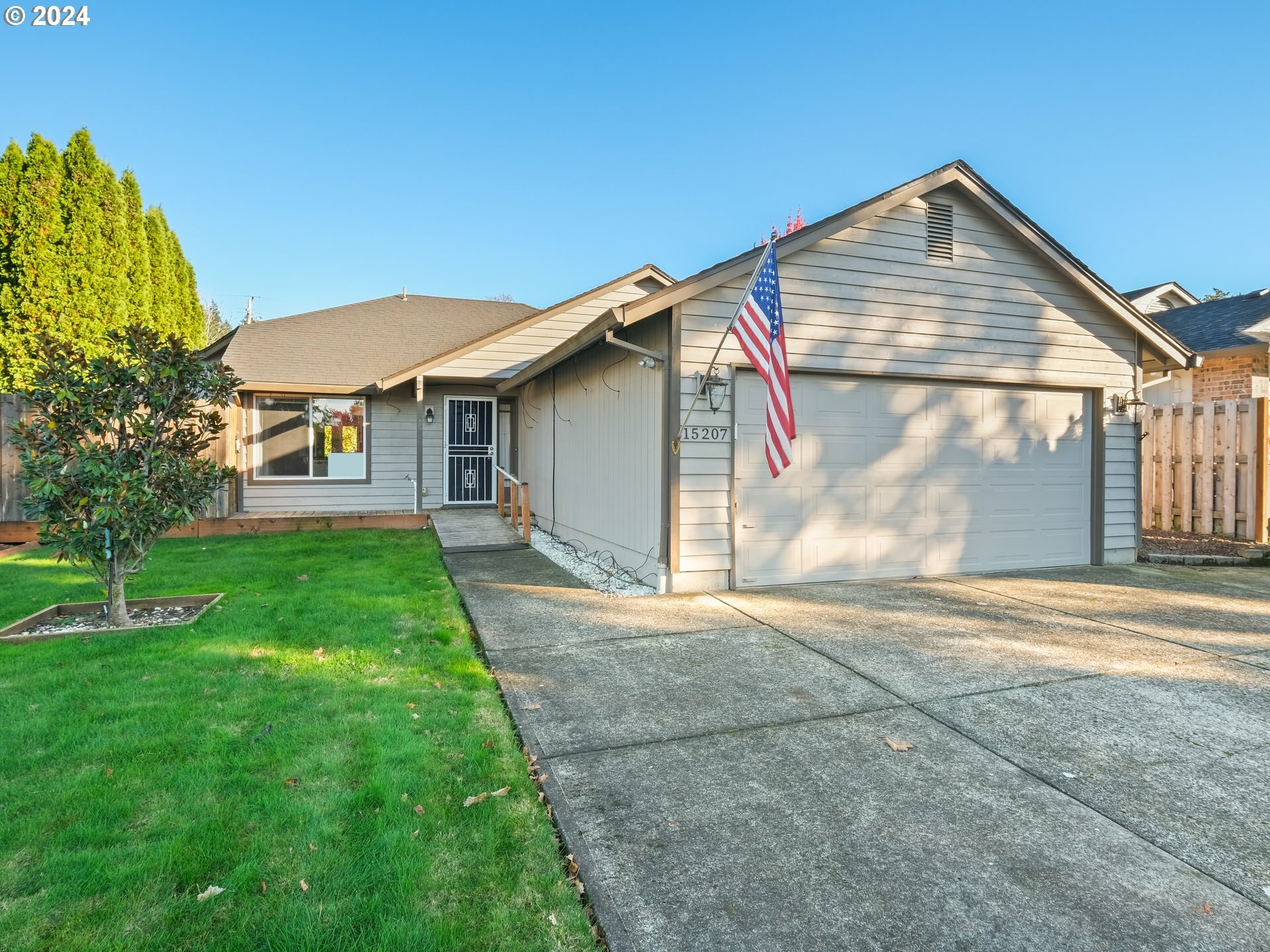 Property Photo:  15207 NE 19th Ave  WA 98686 