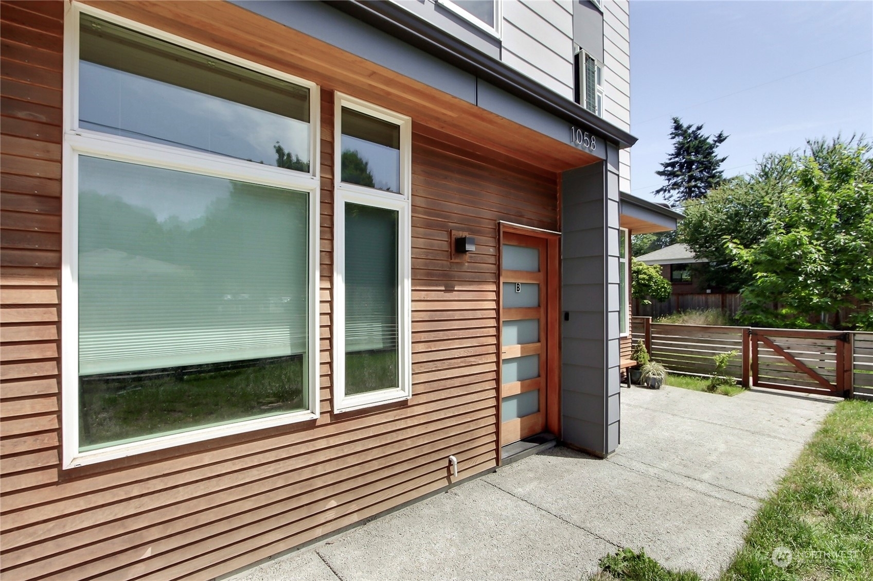 Property Photo:  1058 S Cloverdale Street B  WA 98108 