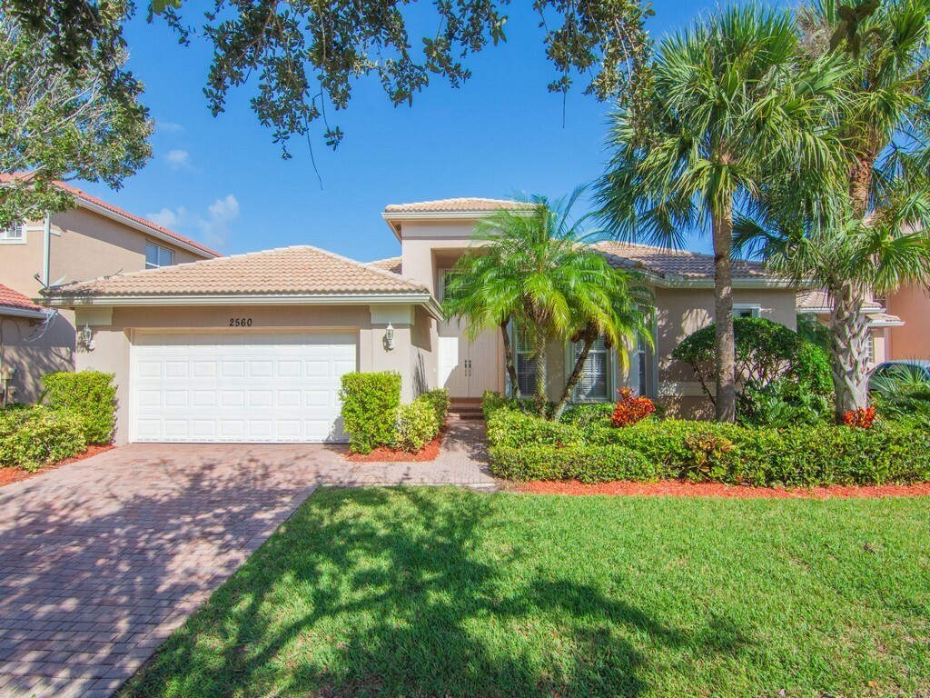 Property Photo:  2560 Little Eagle Lane SW  FL 32962 