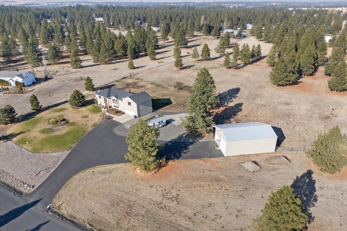 Property Photo:  17206 W Buckboard Ave  WA 99022 