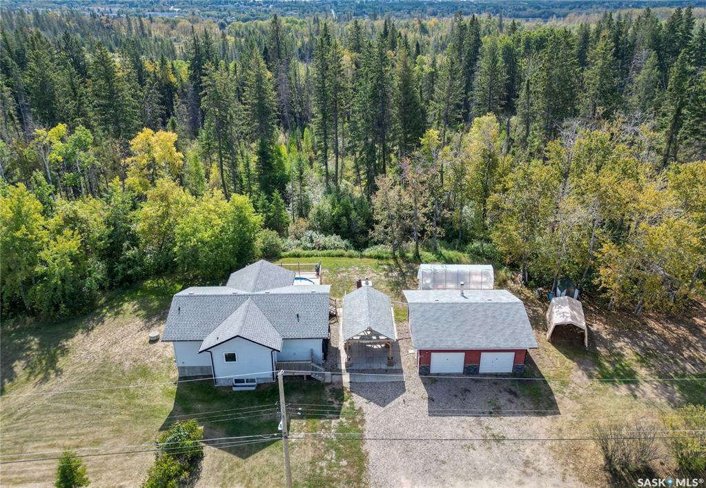 Property Photo:  640 8th Street NW  SK S6V 5R3 