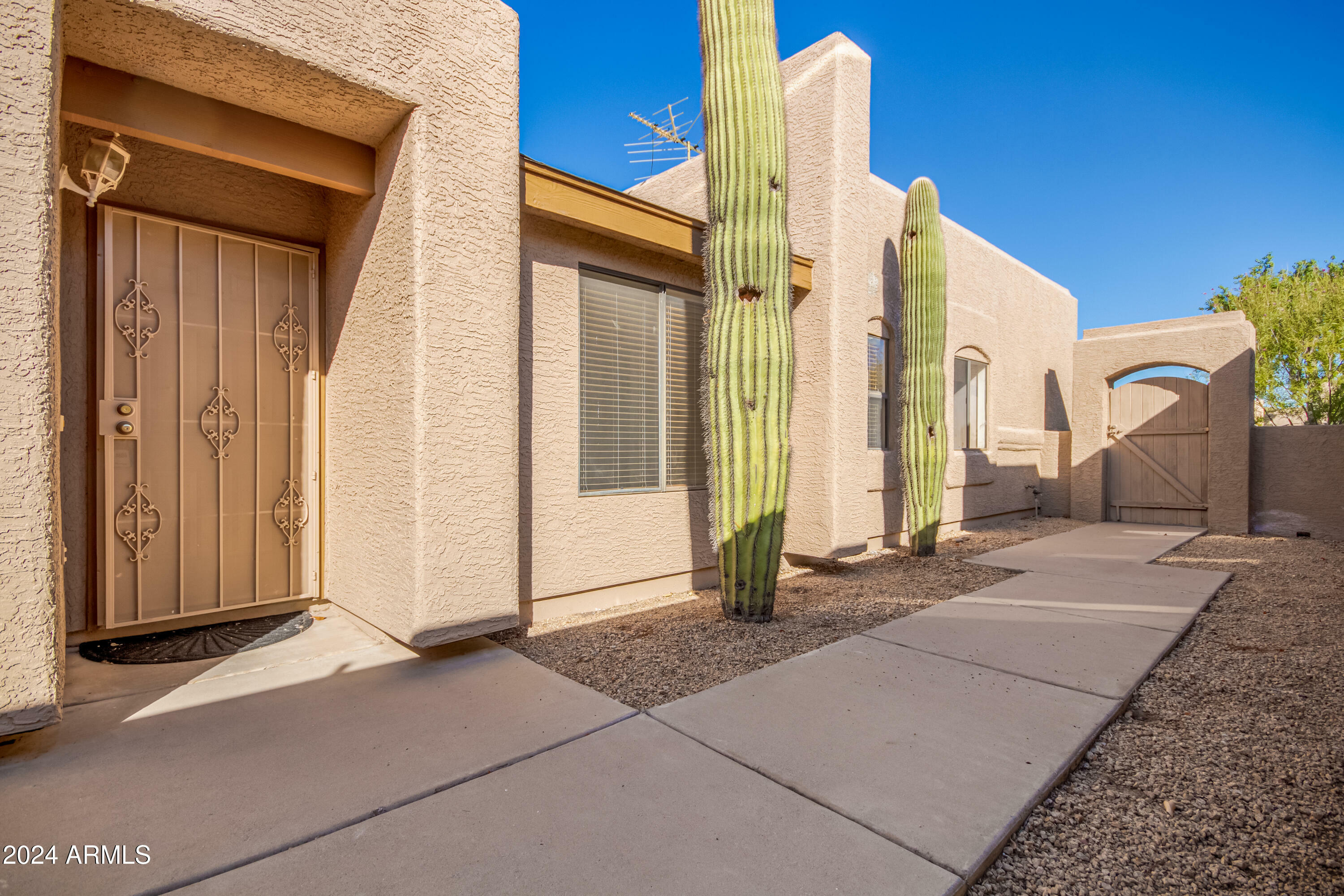 Property Photo:  4529 E Wescott Drive  AZ 85050 