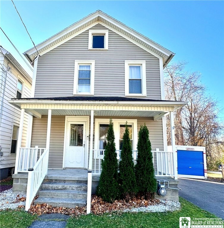 Property Photo:  117 Eagle Street  NY 14063 