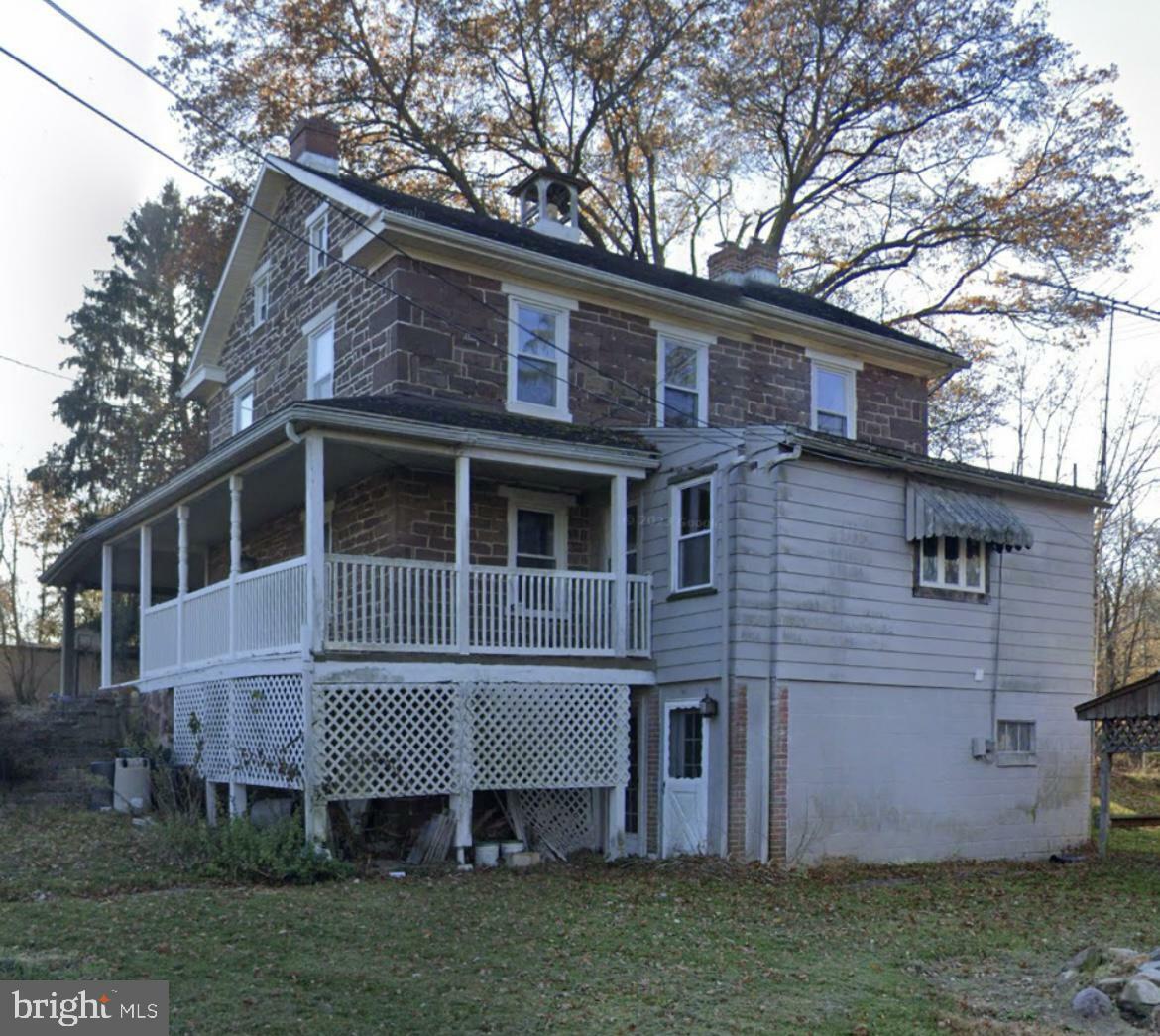 Property Photo:  522 Capitol Hill Road  PA 17019 