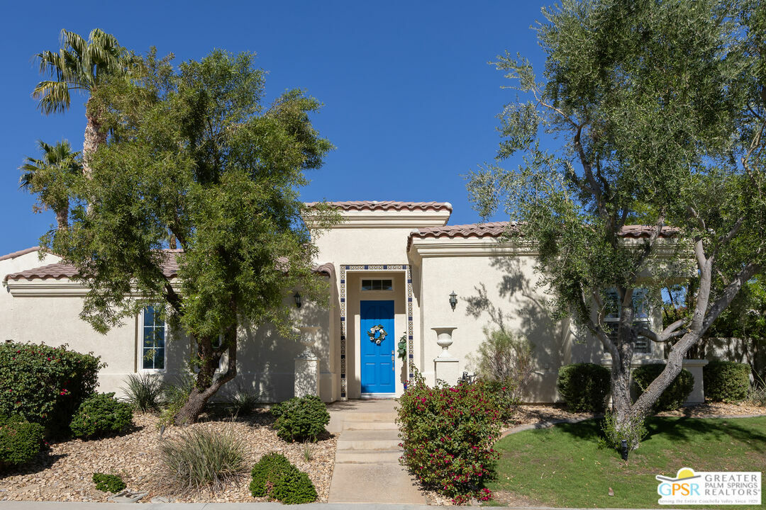 Property Photo:  80806   Via Puerta Azul  CA 92253 