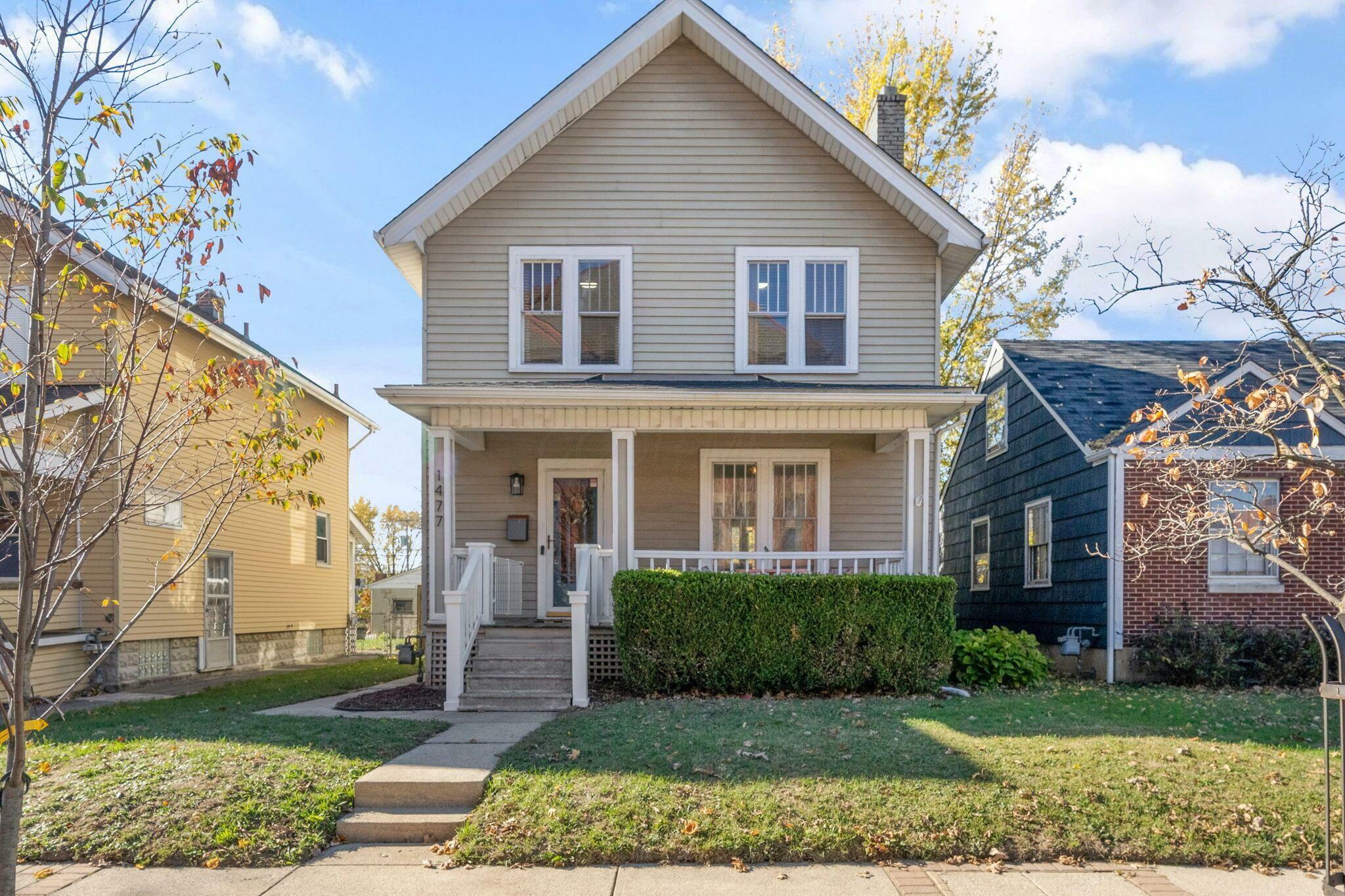 Property Photo:  1477 S 4th Street  OH 43207 