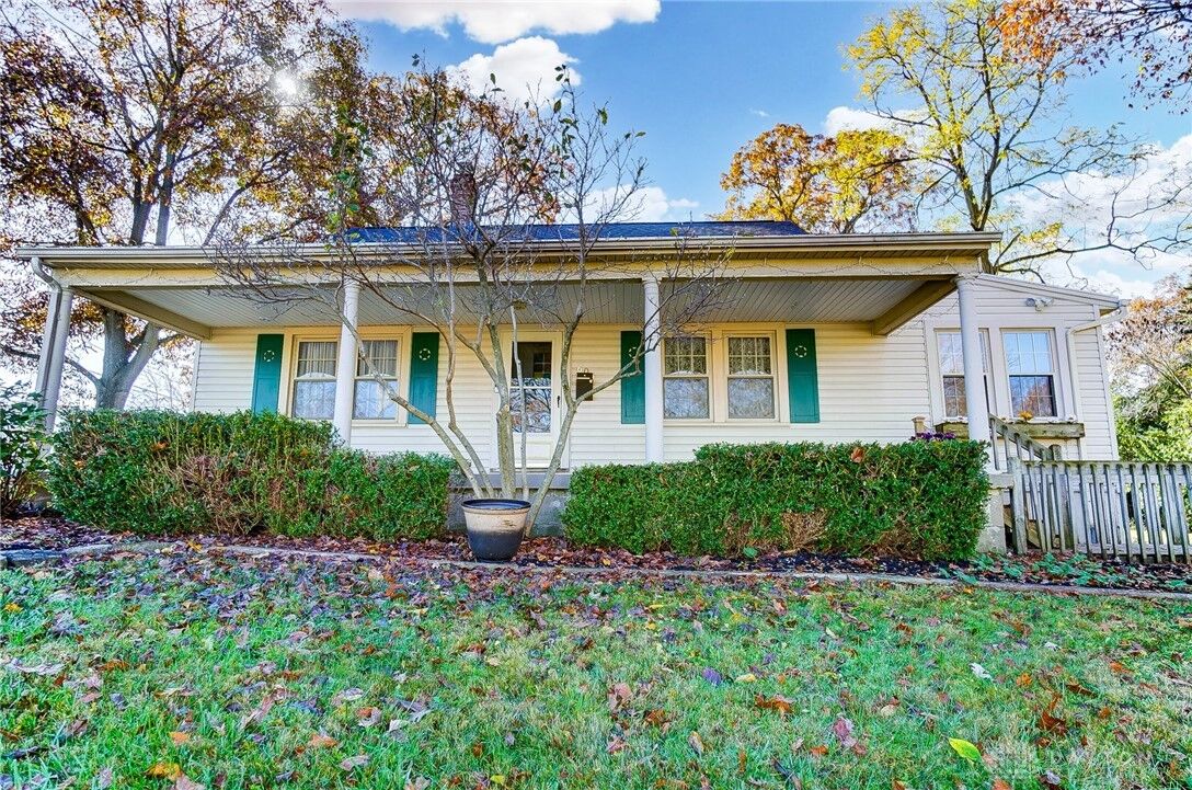 Property Photo:  605 S Tanglewood Drive  OH 45504 
