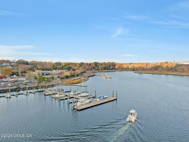 Property Photo: 630 Steamboat Road 2B CT 06830
