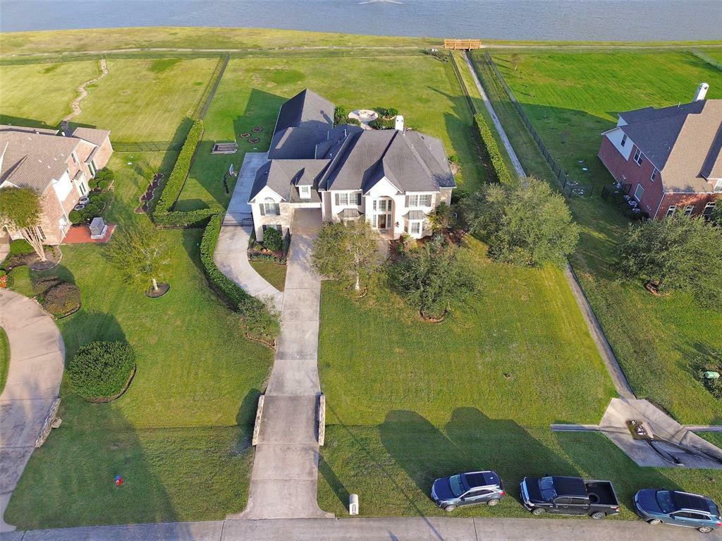 Property Photo:  1860 Lake Landing Drive  TX 77573 