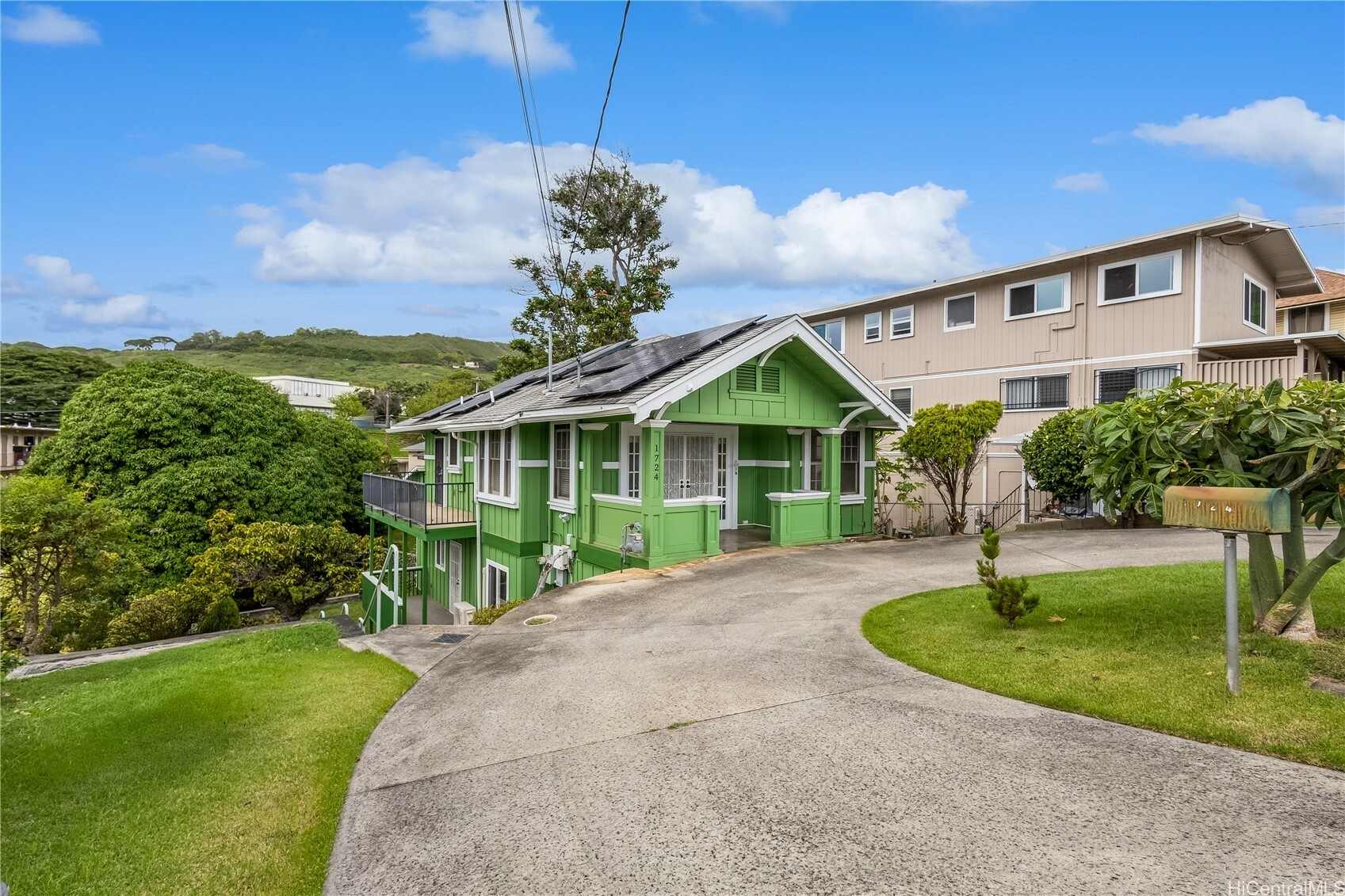 Property Photo: 1724 Lewalani Drive HI 96822