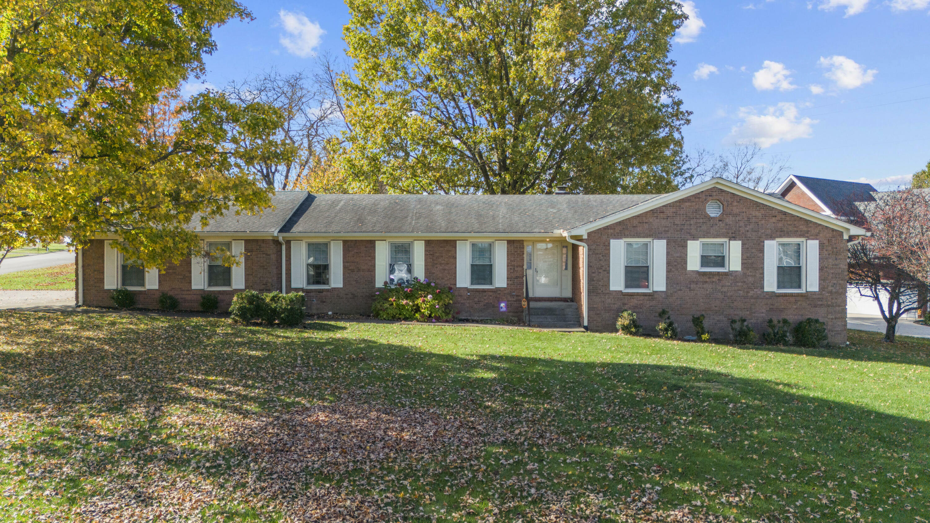 Property Photo: 633 Seminole Trail KY 40324