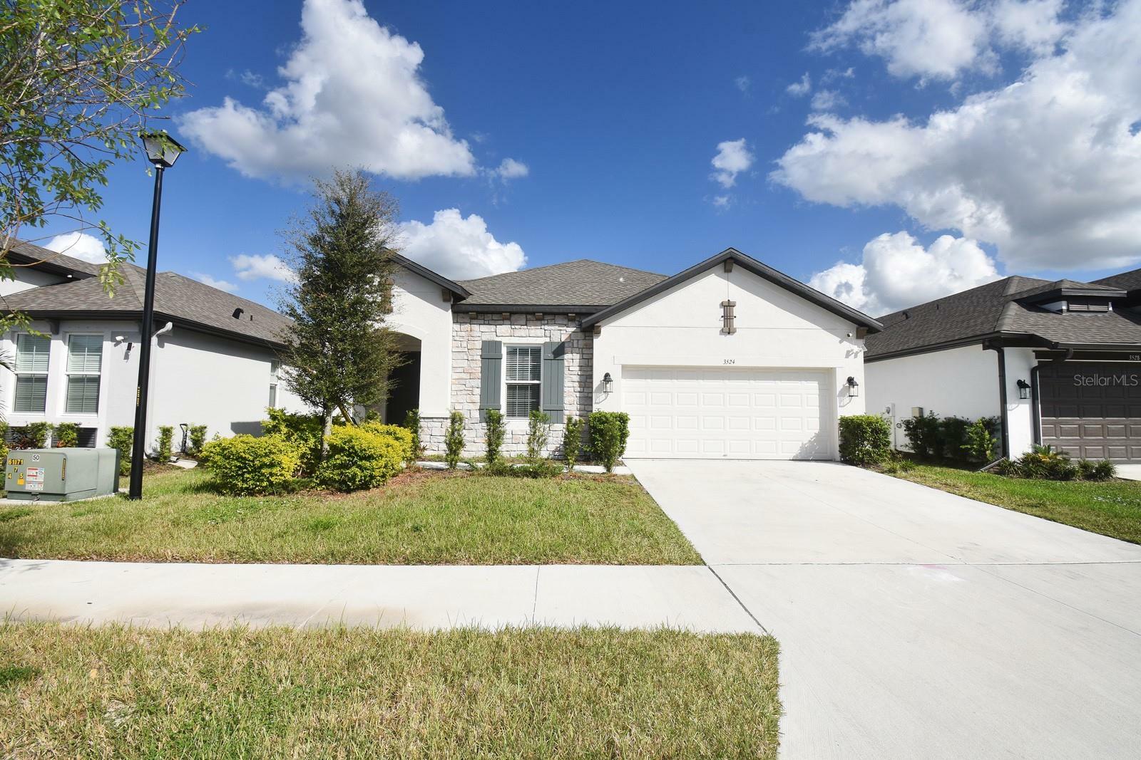 Property Photo:  3524 Hidden Creek Boulevard  FL 34240 