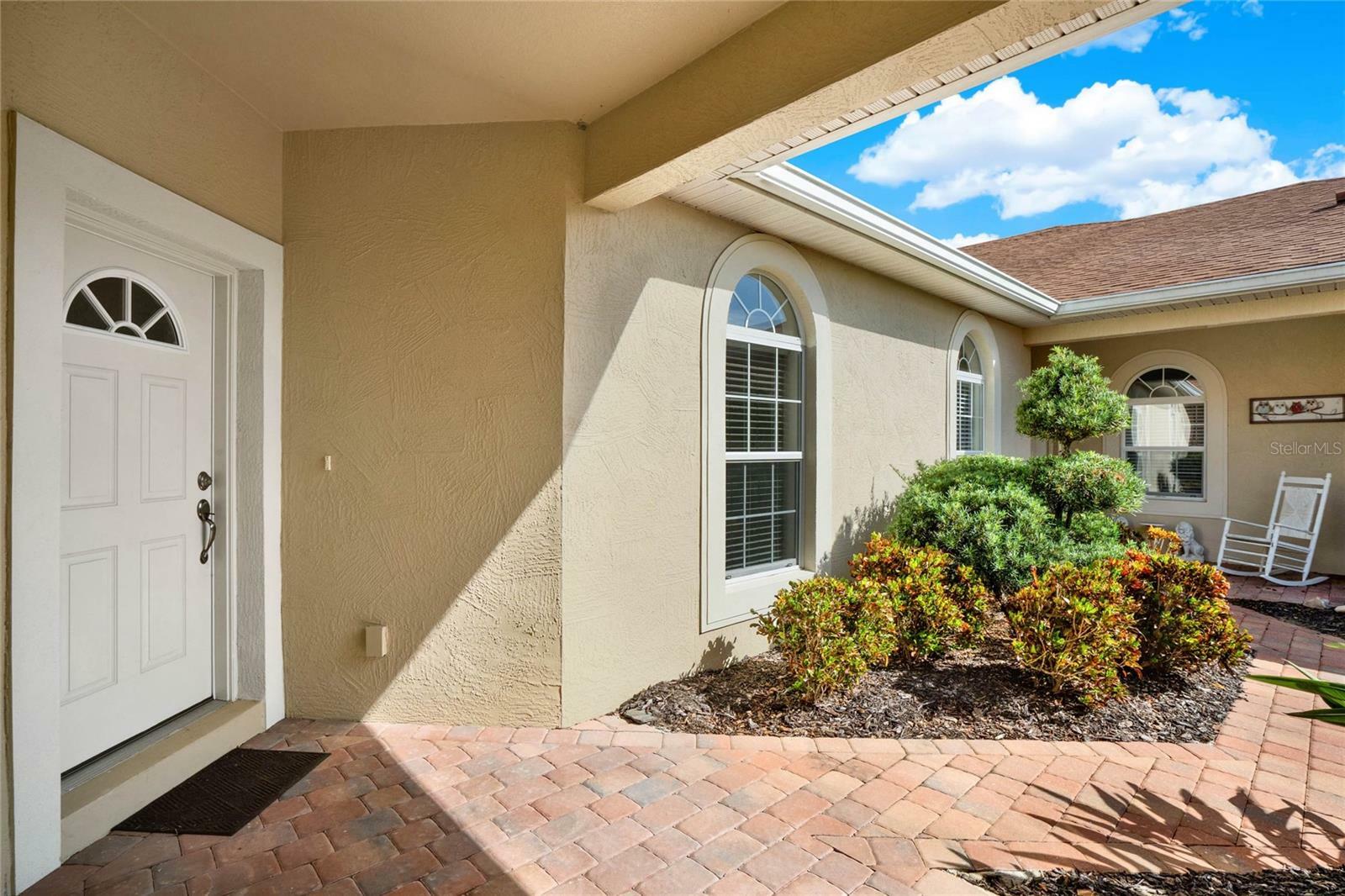 Property Photo: 1613 Linz Court FL 33884
