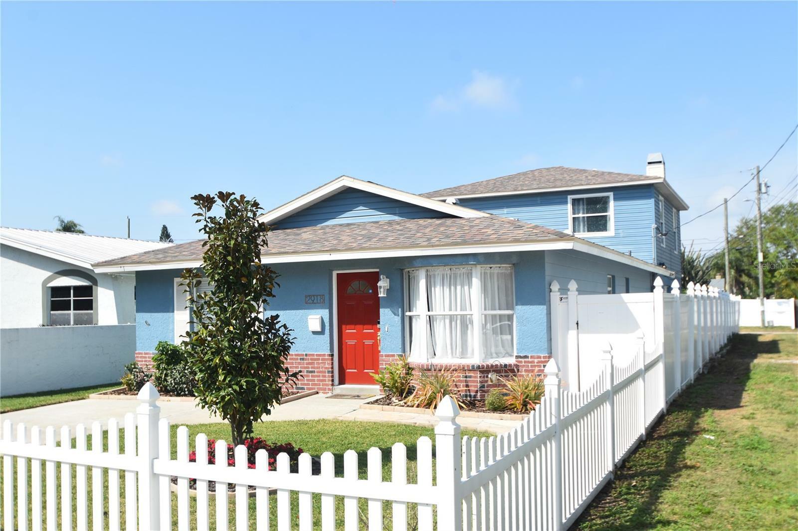 2918 10th Street N  St Petersburg FL 33704 photo