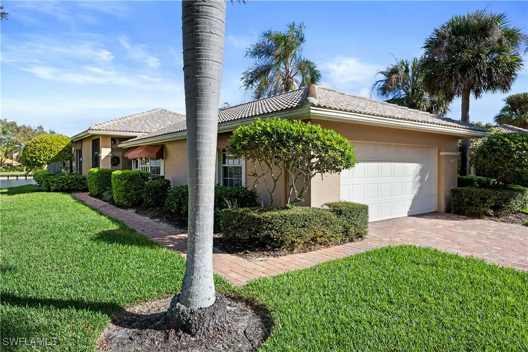 Property Photo:  13221 Southampton Drive  FL 34135 