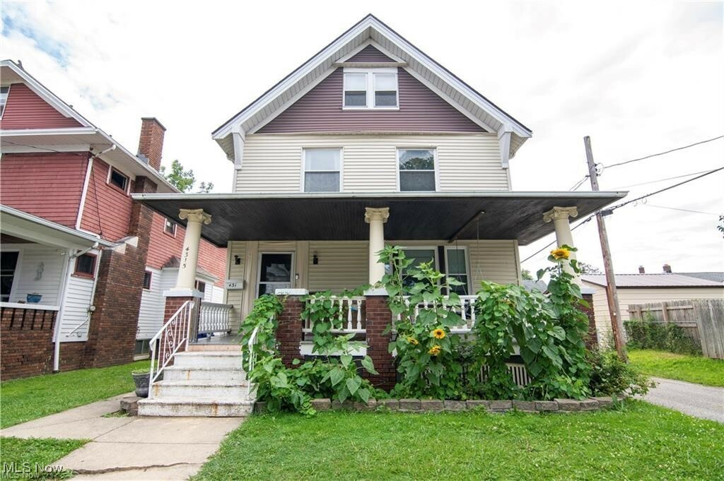 Property Photo:  4315 Trowbridge Avenue  OH 44109 