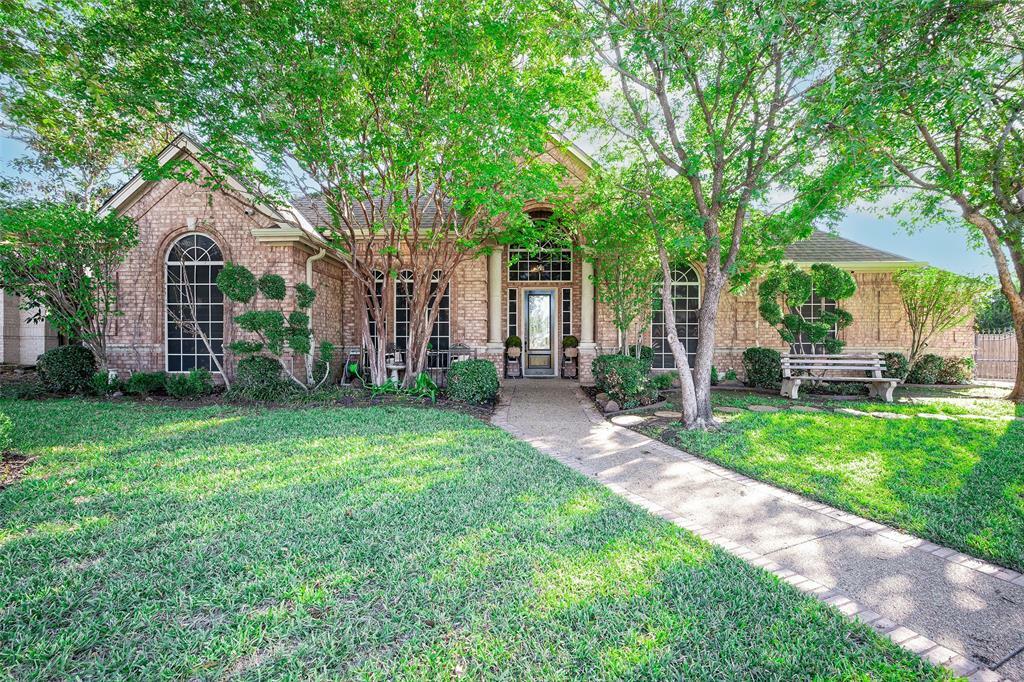 Property Photo:  6704 Rolling Hills  TX 76182 