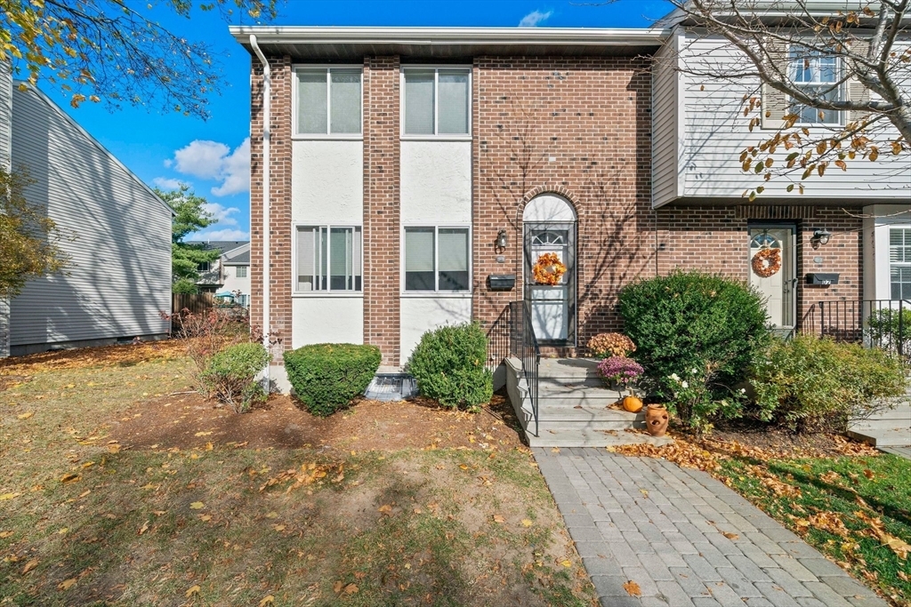 Property Photo:  399 Pond Street D1  MA 02184 