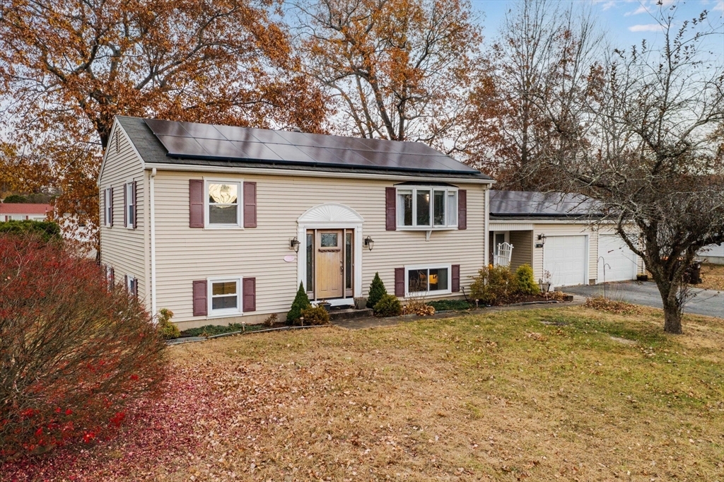 Property Photo:  162 Mallard Cir  MA 01001 