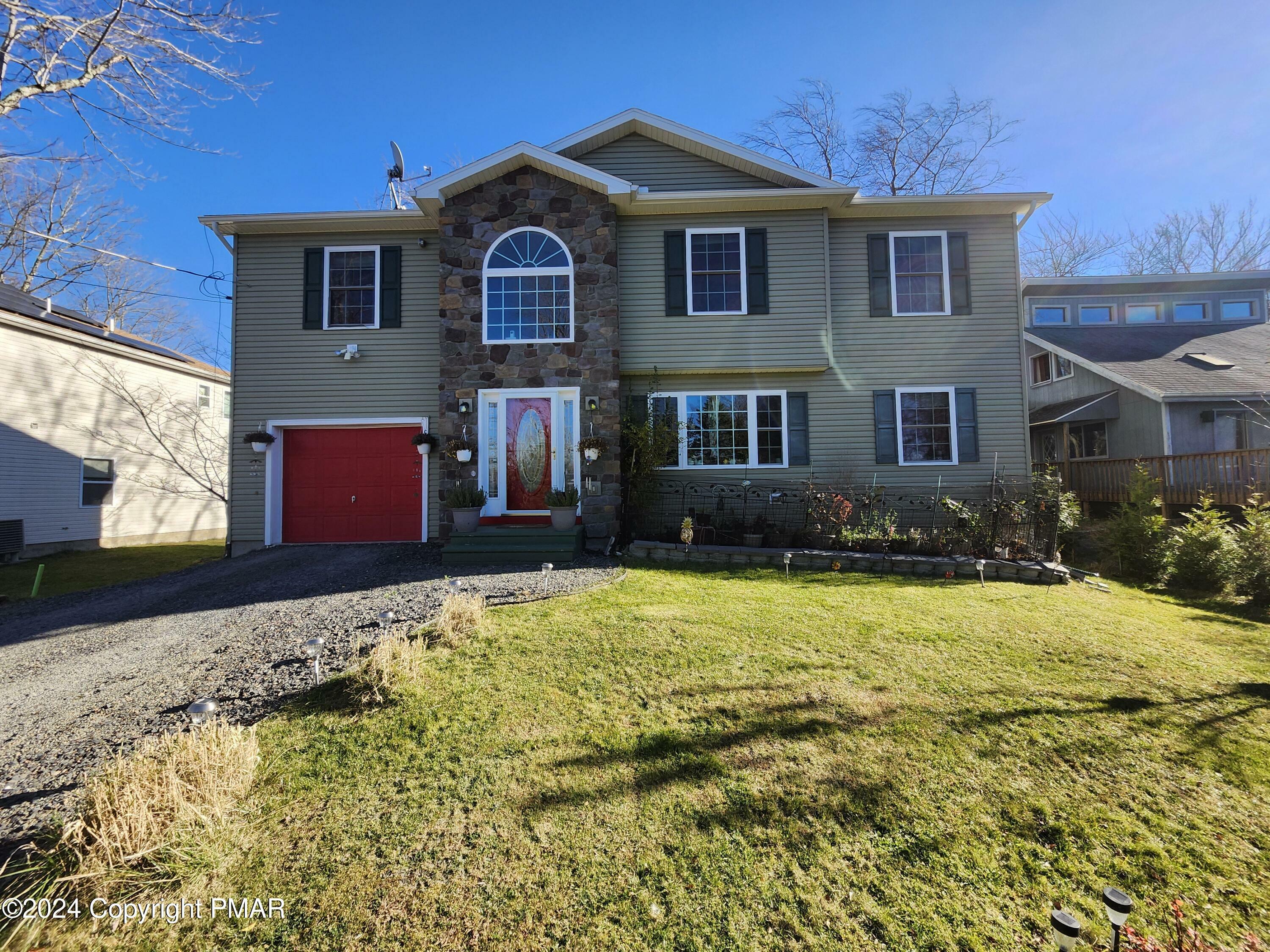 Property Photo:  3199 Carobeth Drive  PA 18466 