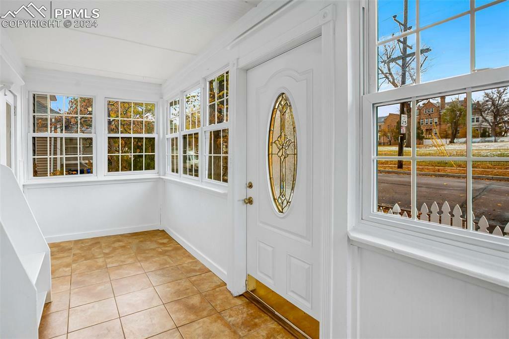 Property Photo: 910 E High Street CO 80903