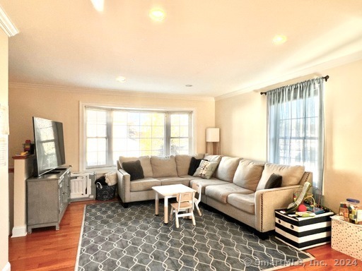 Property Photo:  824 Hope Street Apt 1  CT 06907 