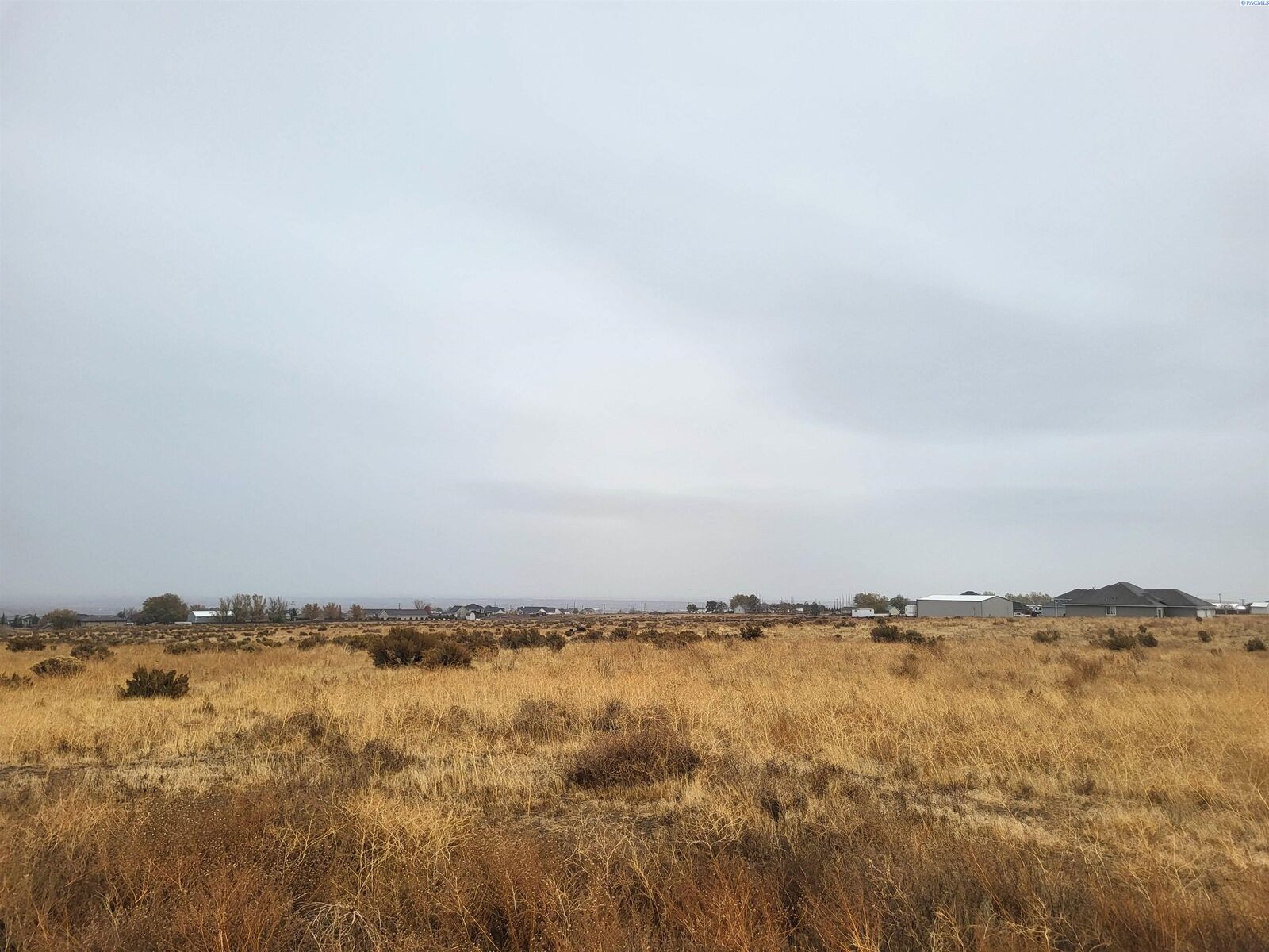 Property Photo: 27866 Mammoth Dr WA 99338