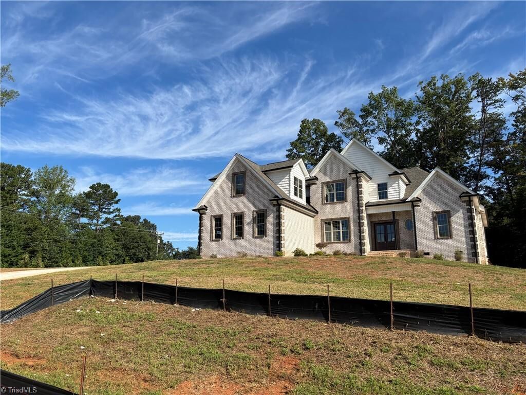 Property Photo:  5483 Meadowlark Court  NC 27106 
