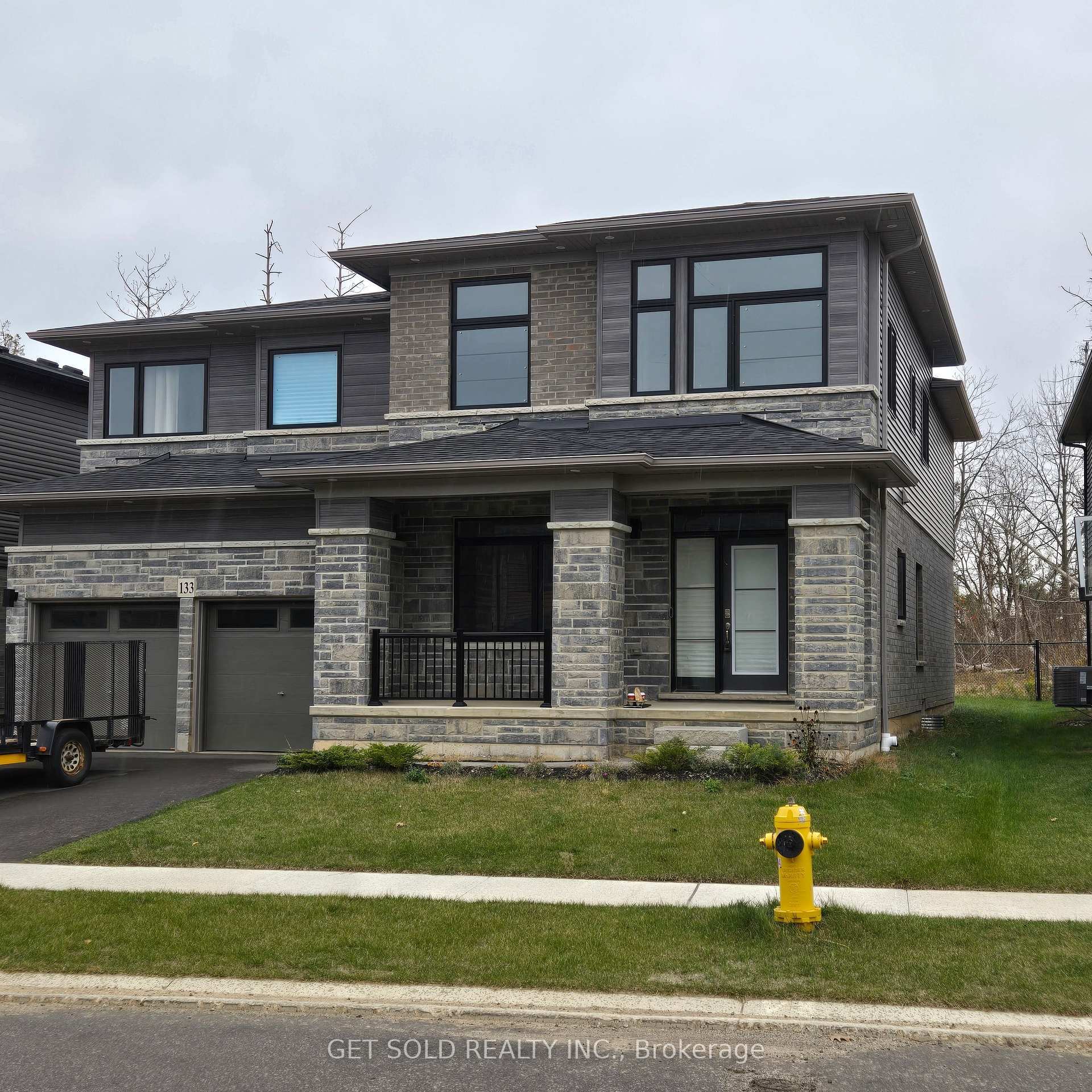 Property Photo: 133 Court Drive ON N3L 4G7