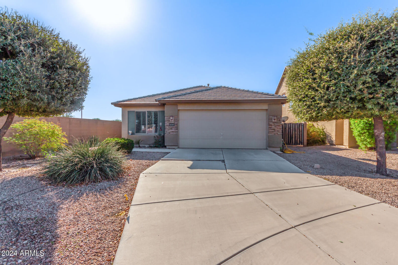 Property Photo:  41547 W Cheyenne Court  AZ 85138 