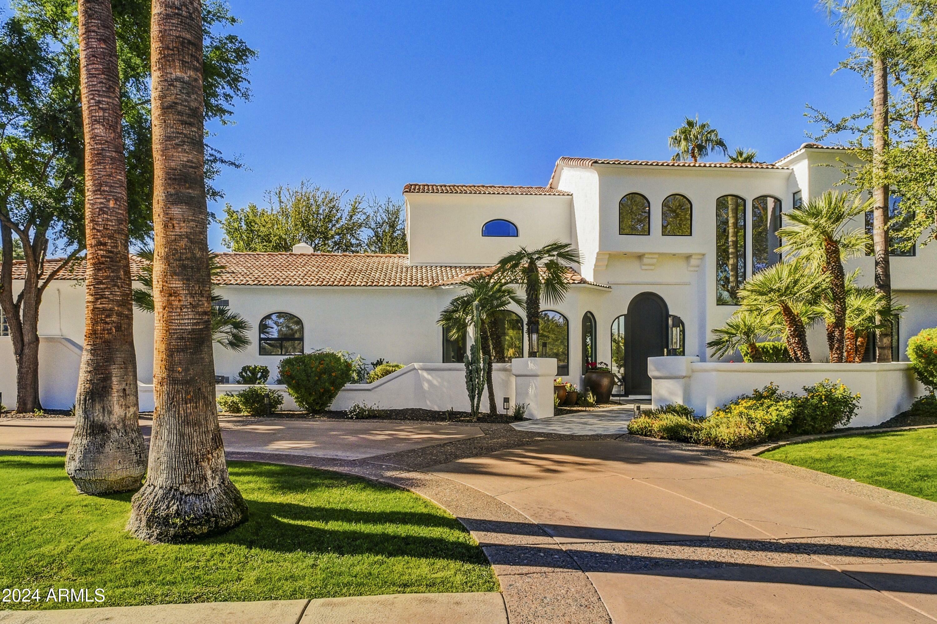 Property Photo: 5871 E Sanna Street AZ 85253