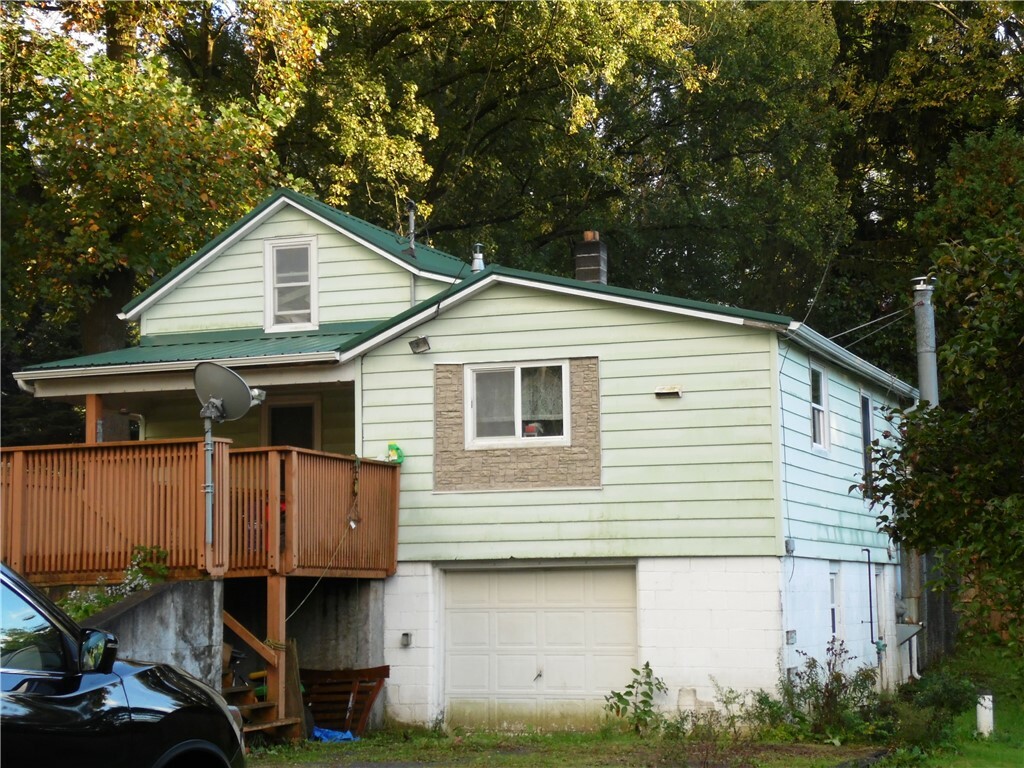 Property Photo:  4727 Hall Center Road  NY 14568 