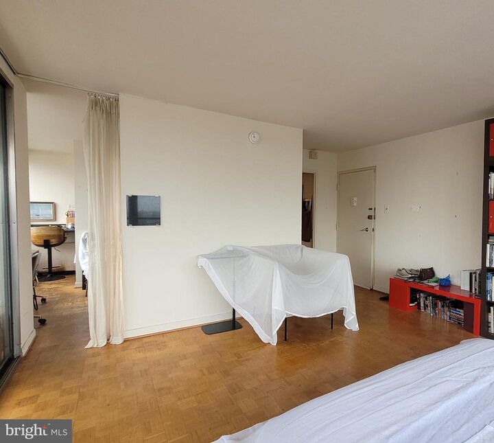 Property Photo: 224 W Rittenhouse Square 30 2515A PA 19103