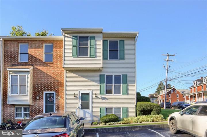 Property Photo:  142 A 15th Street  PA 17070 