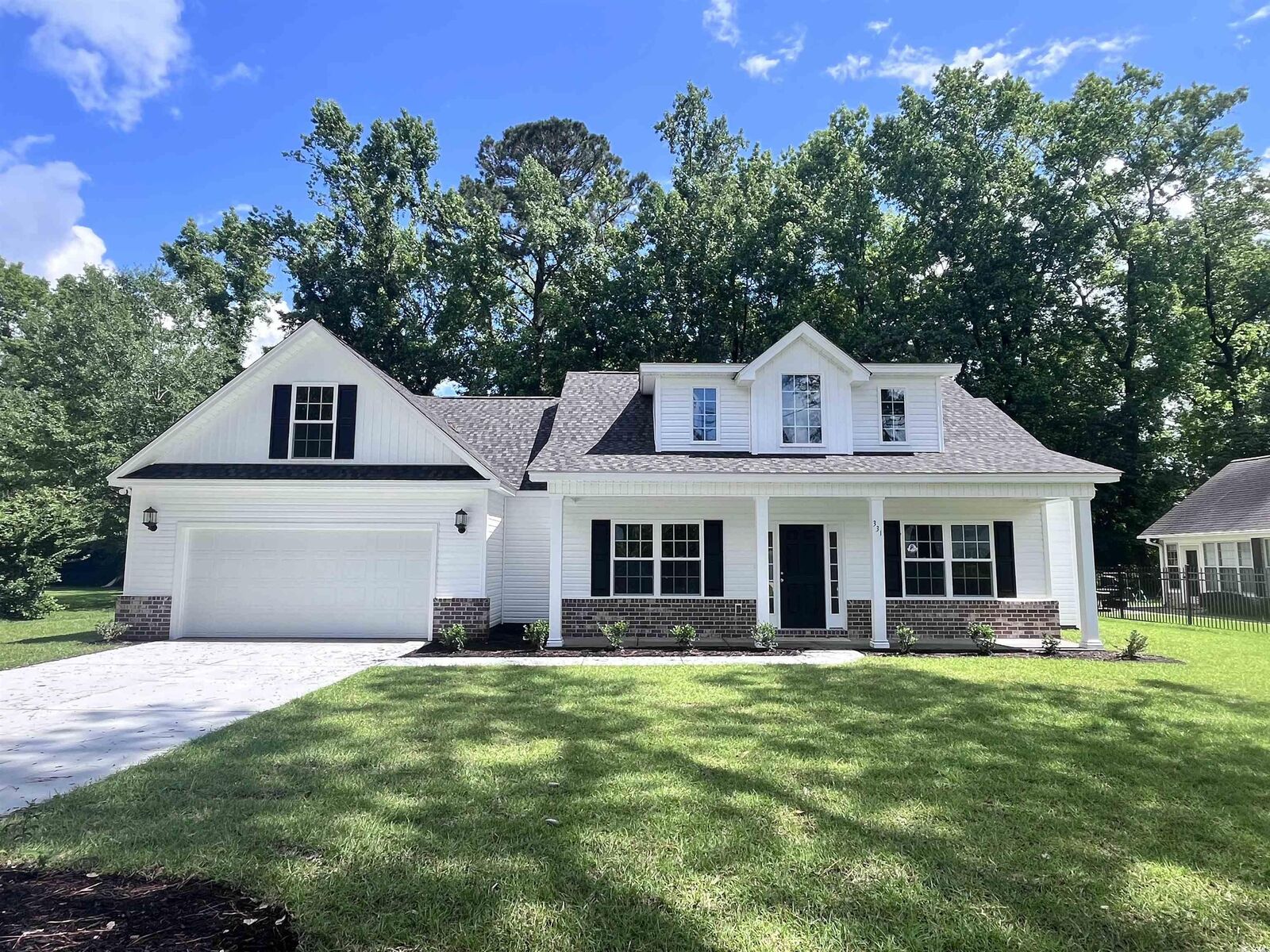 Property Photo: 331 Lakewood Ave. SC 29440