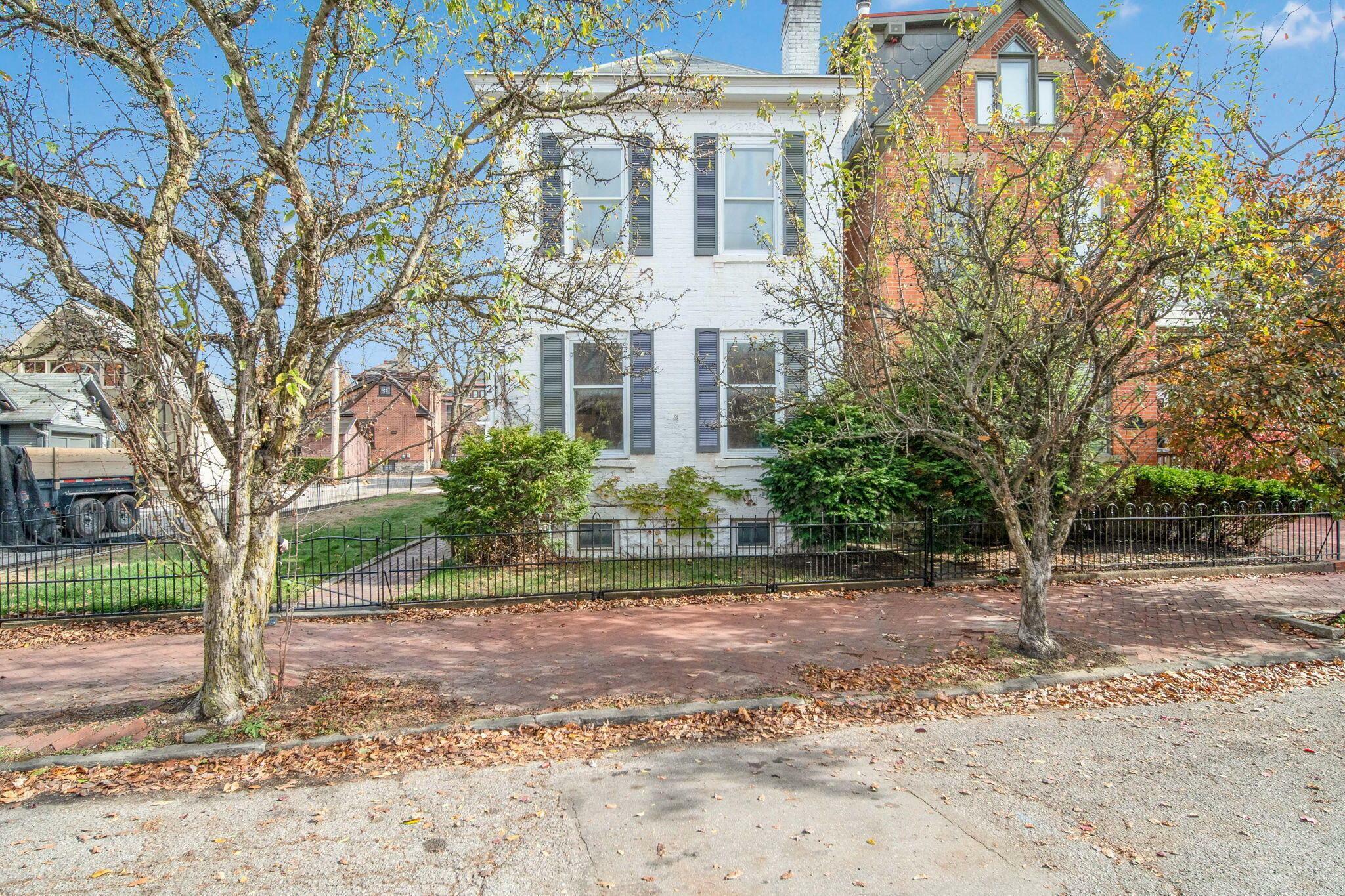 Property Photo:  712 S 6th Street  OH 43206 