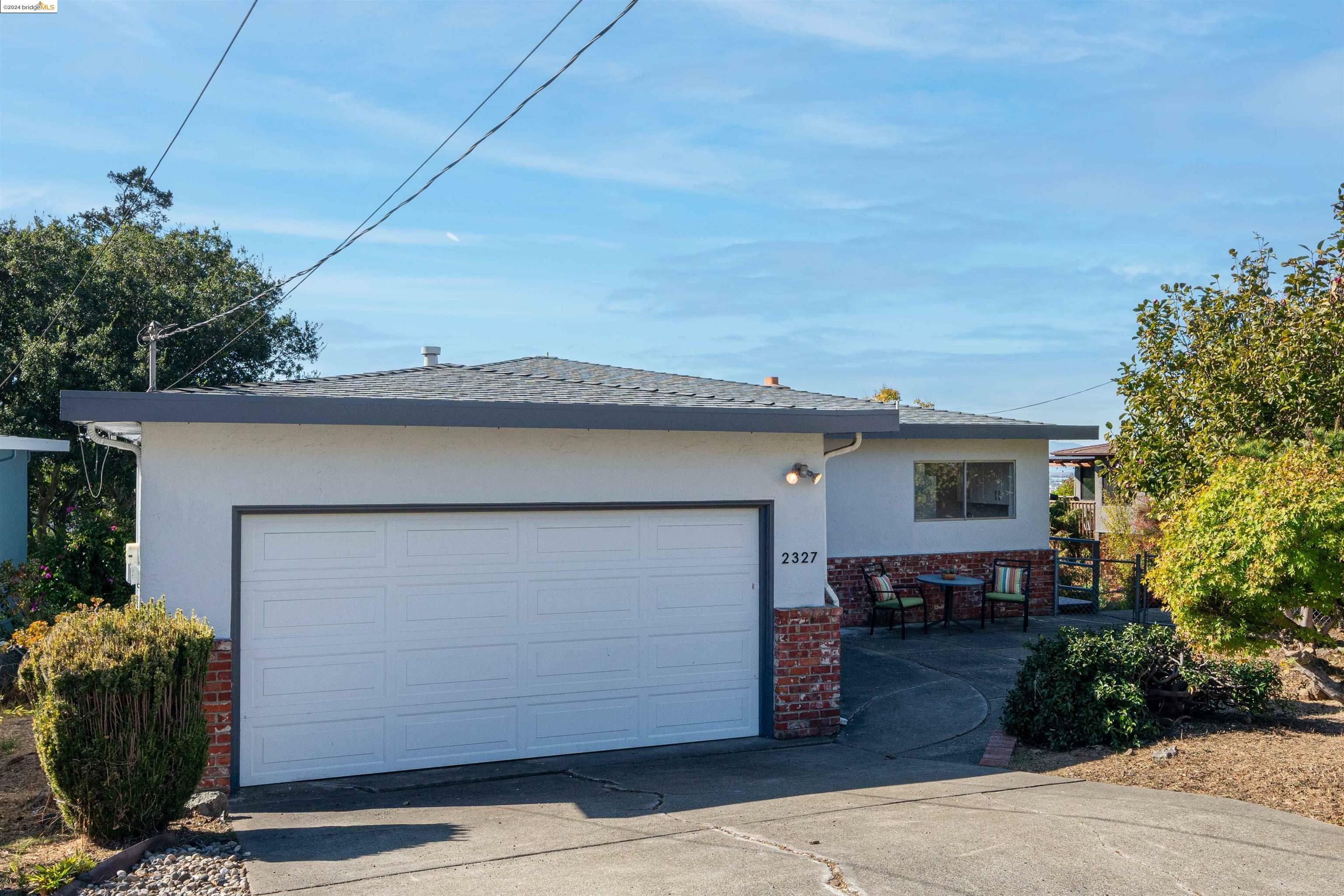 Property Photo:  2327 Carquinez Ave  CA 94530 