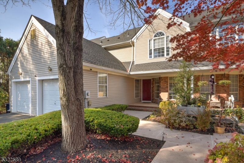 Property Photo:  251 Laurel Ct  NJ 08889 