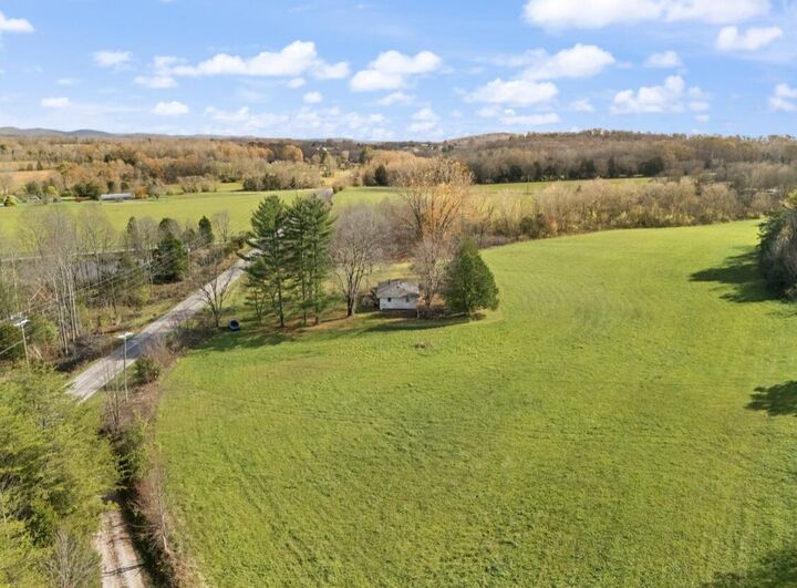 Property Photo:  4505 E Hwy 452  KY 42567 