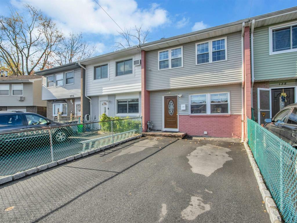 Property Photo:  130 Roosevelt Drive  NY 10993 