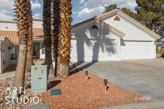 Property Photo:  721 Mesa Springs Dr  NV 89027 