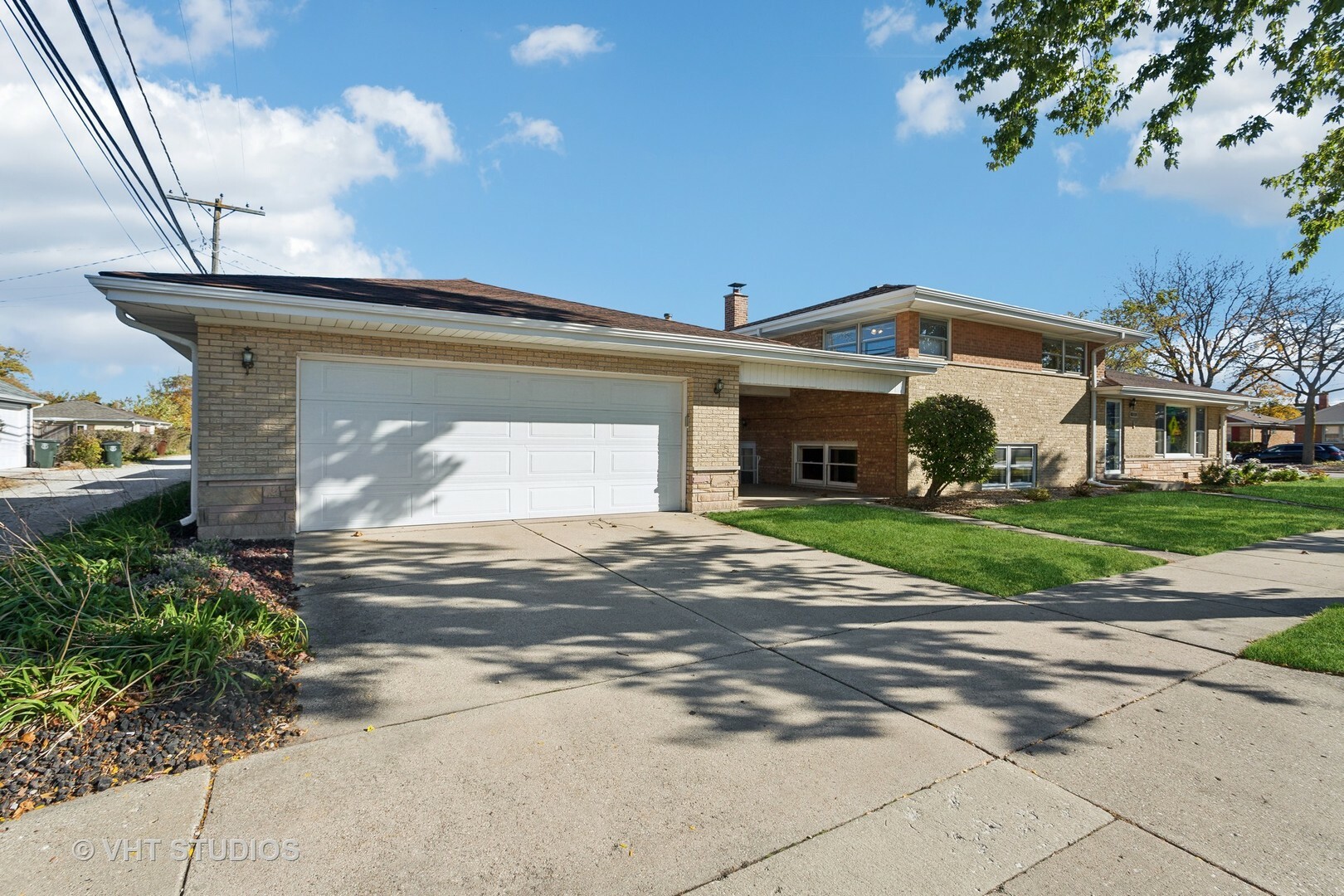 Property Photo:  8401 Le Claire Avenue  IL 60077 