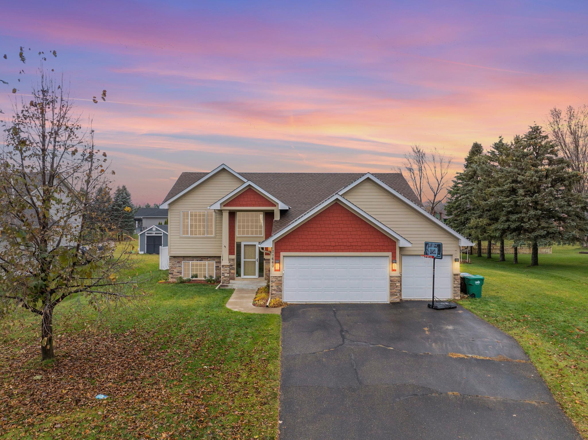 Property Photo: 11660 134th Avenue N MN 55327
