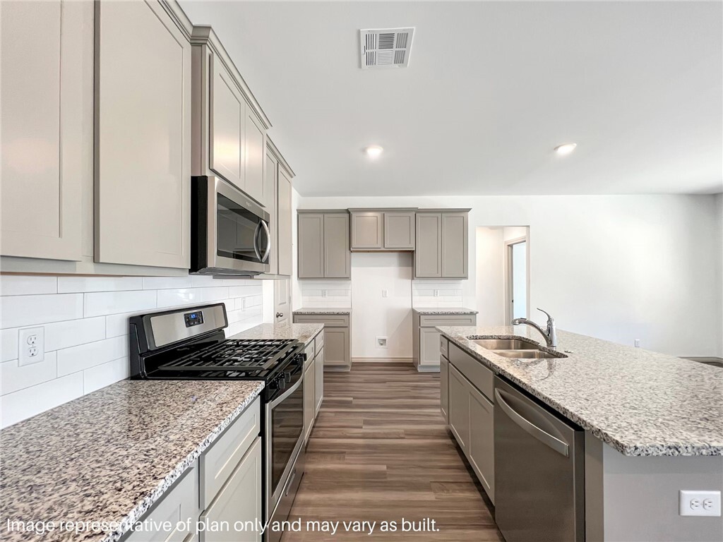 Property Photo: 973 Red Cedar Place AR 72756
