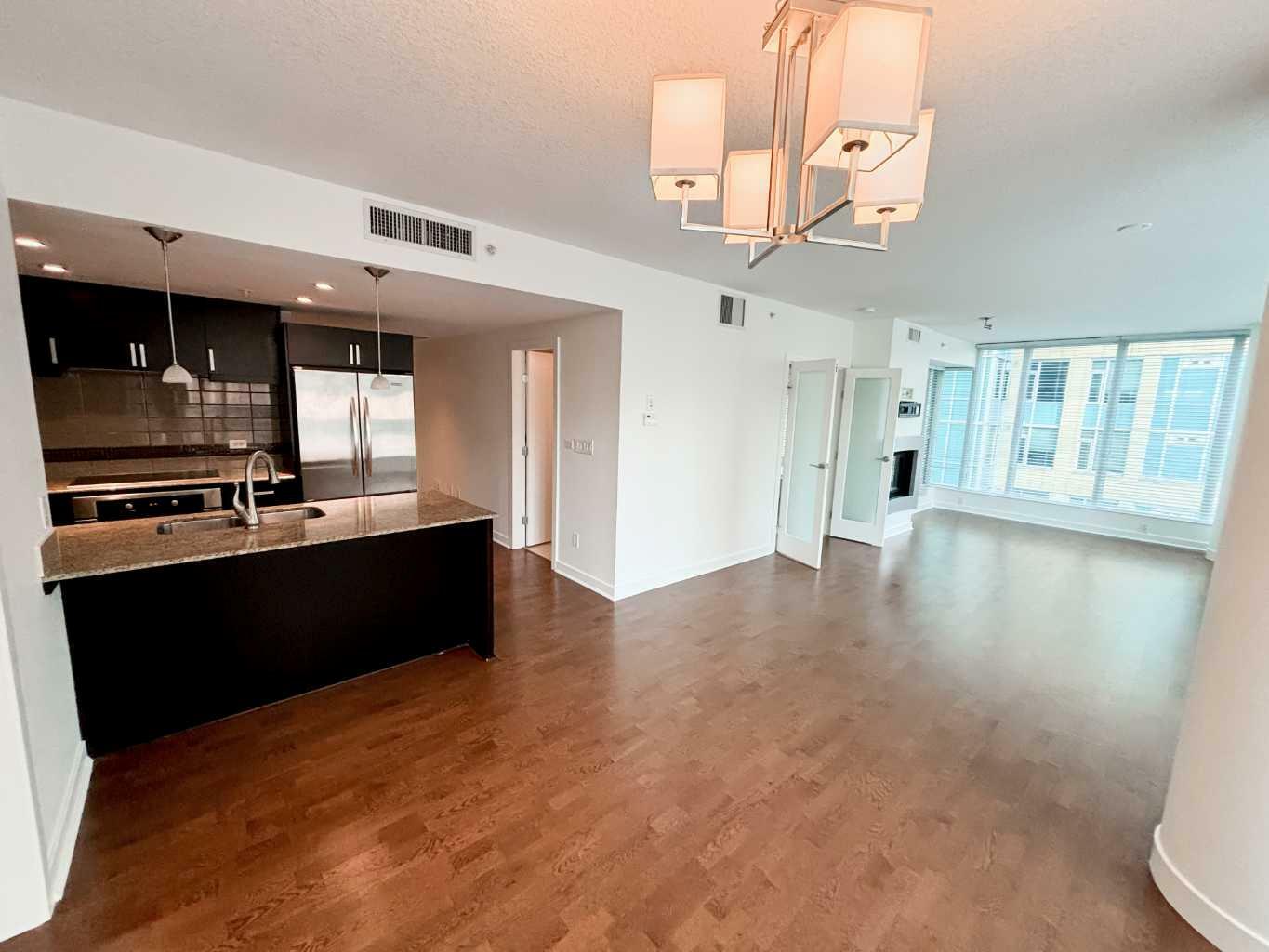 Property Photo: 888 4 Avenue SW 707 AB T2P 0V2