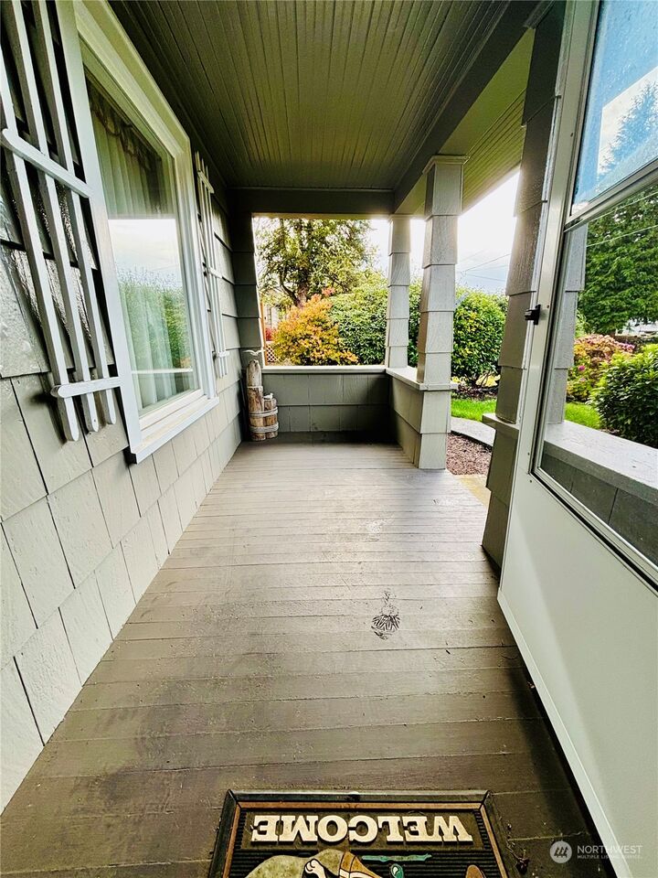 Property Photo: 122 S Third Street WA 98563