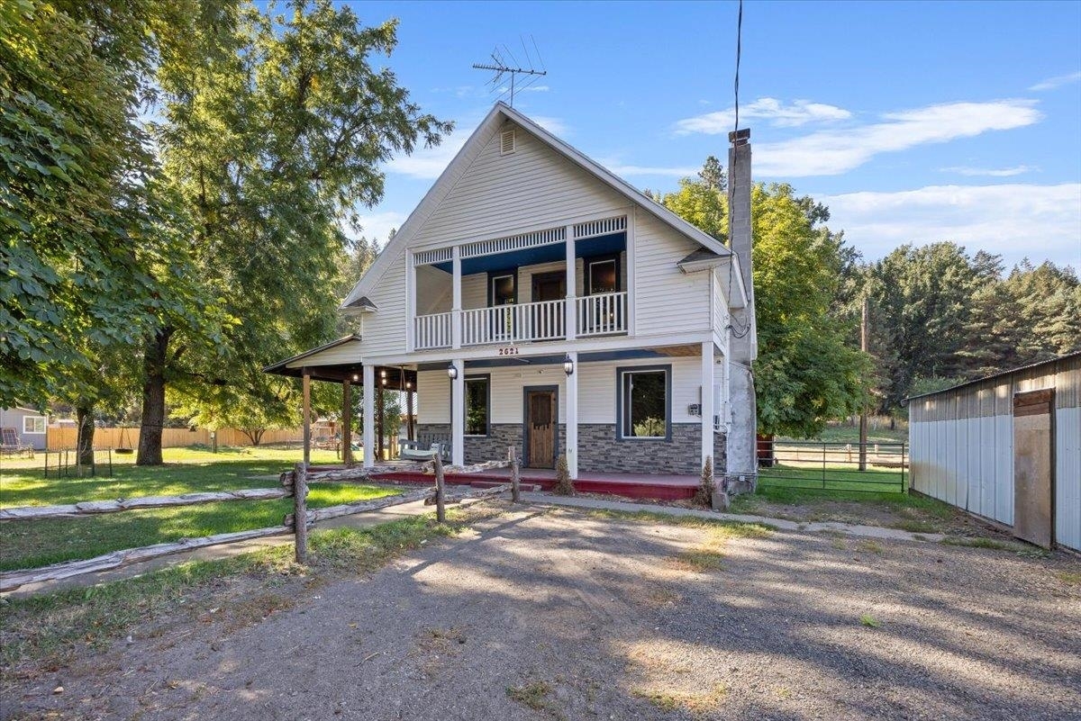 Property Photo:  2621 N Colville Rd  WA 99224 