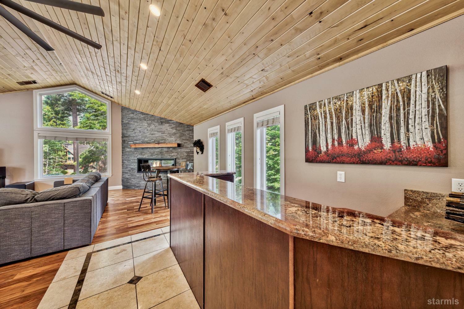 Property Photo: 2285 Del Norte Street CA 96150